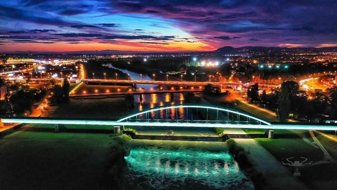 Apartment I Love Zagreb, Free Private Parking エクステリア 写真